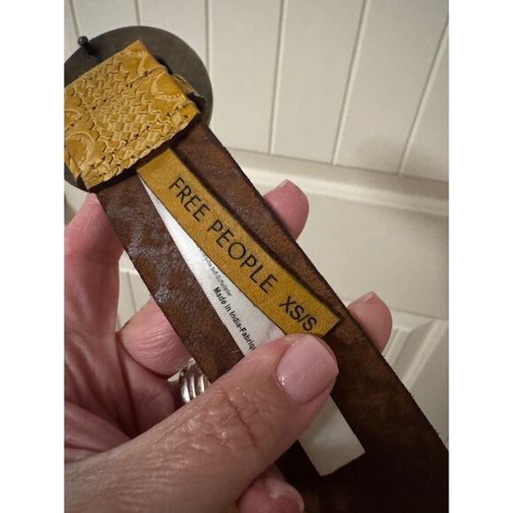 NWOT Free People Duke Concho Belt Ochre XS/S - Picture 5 of 15
